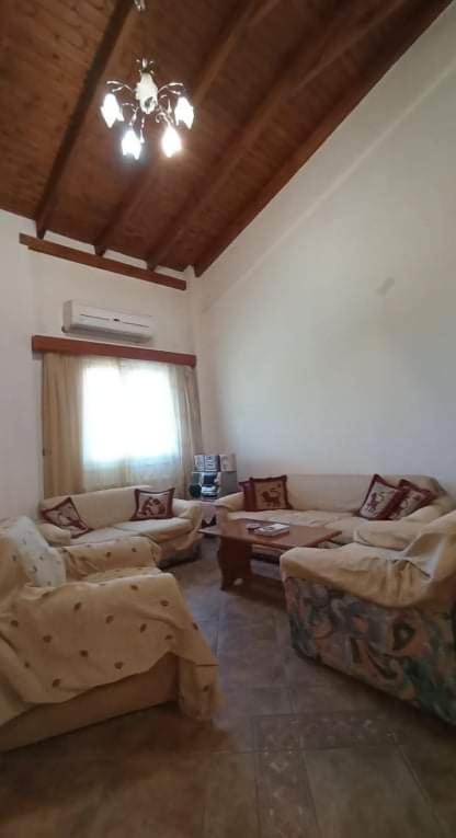 Melana Apartment Tiros Bagian luar foto